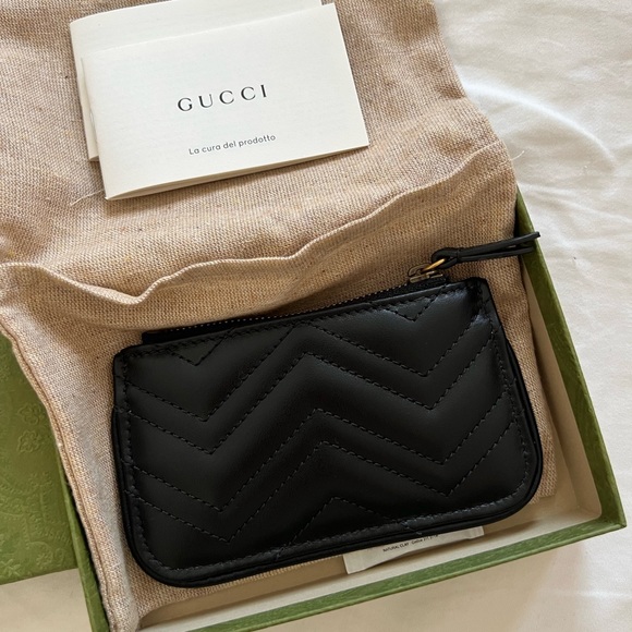 Gucci GG Marmont key case - Picture 3 of 5